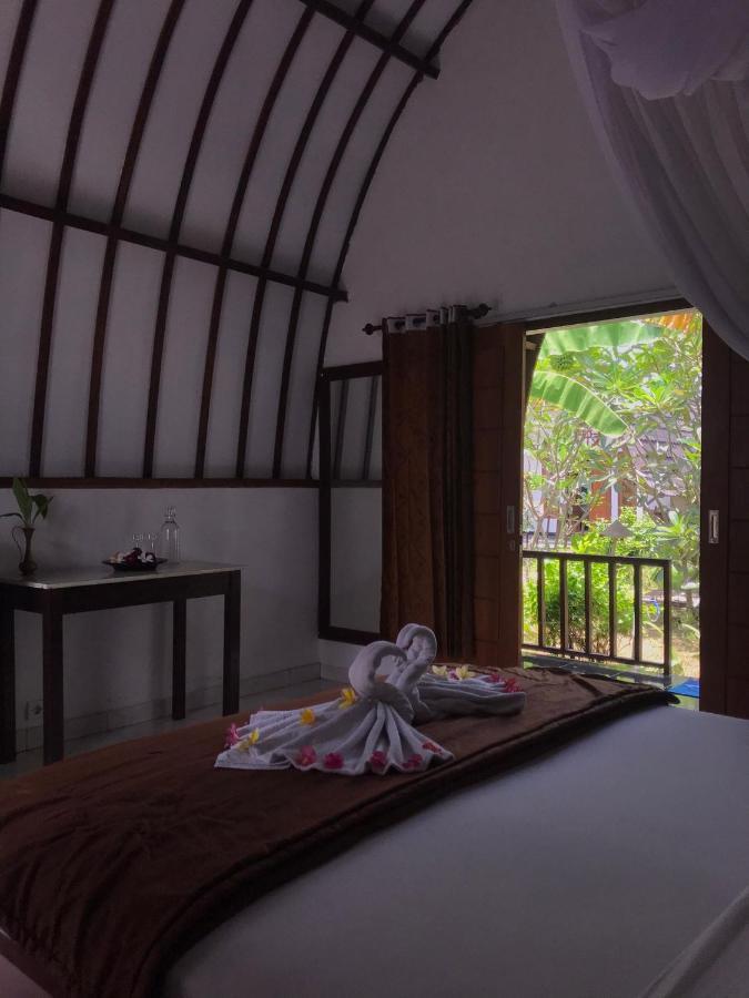 Mustika Ocean Lodge Гили-Эйр Экстерьер фото