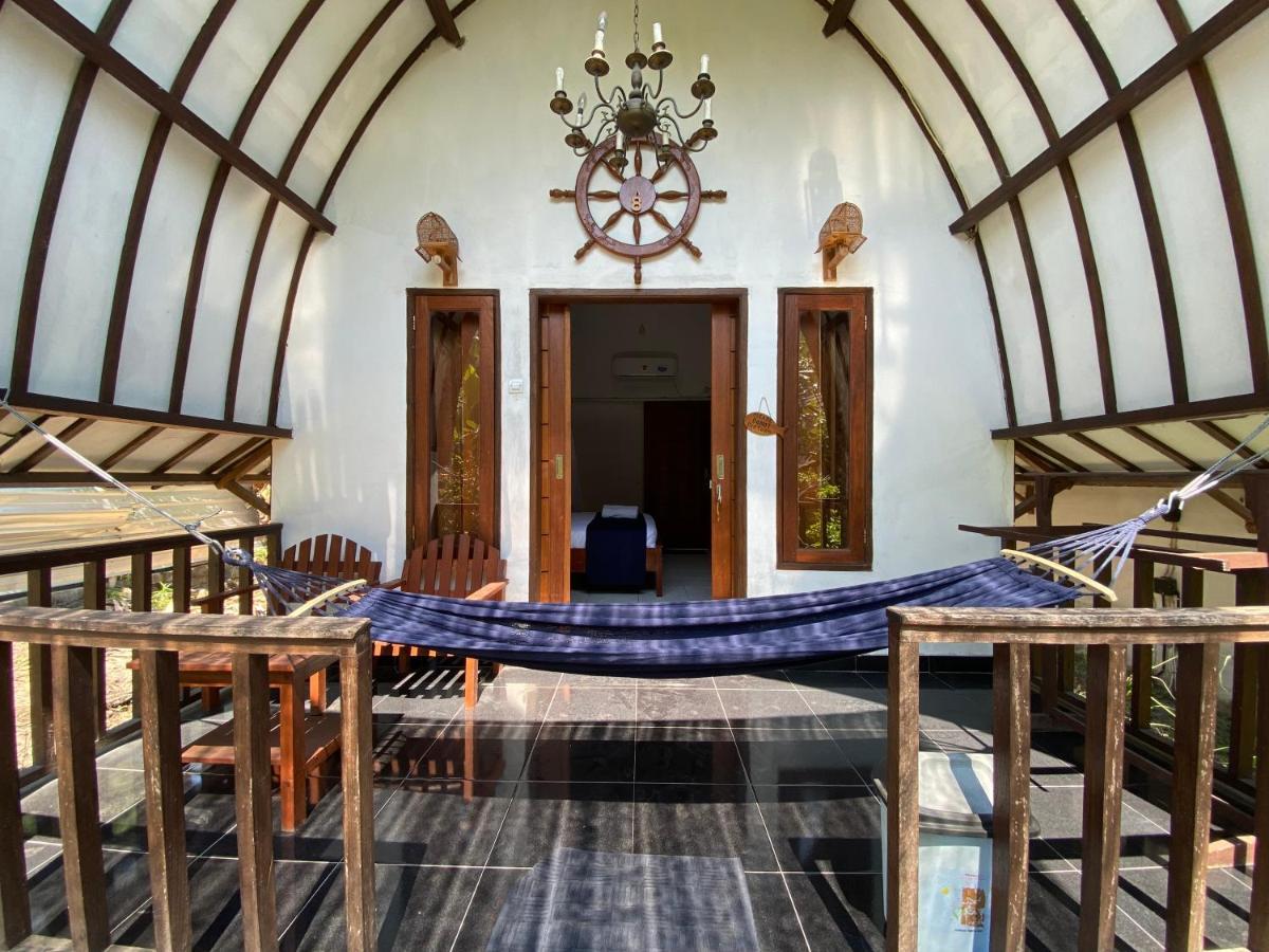 Mustika Ocean Lodge Гили-Эйр Экстерьер фото
