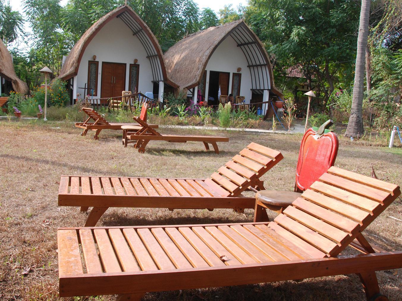 Mustika Ocean Lodge Гили-Эйр Экстерьер фото
